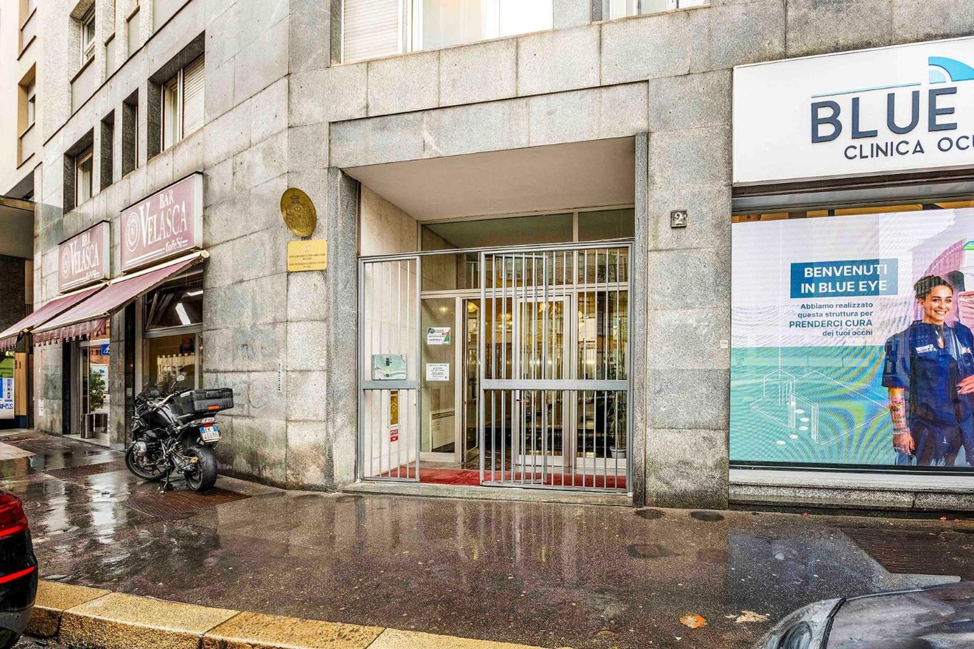 Velasca Tower Apartments ミラノ エクステリア 写真